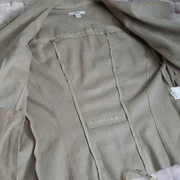 Bar III Grey Faux Leather Suede Open Front Zipper Pockets Flyaway Jacket Size S - Picture 9 of 15
